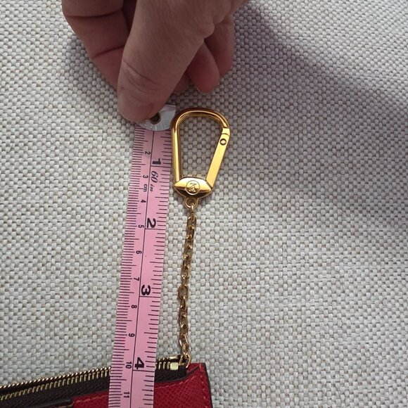 Louis Vuitton Card & Coin Holder with key chain - Picture 13 of 13